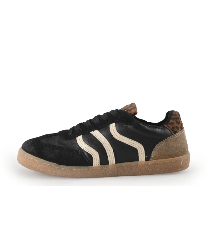 No Stress Sneaker