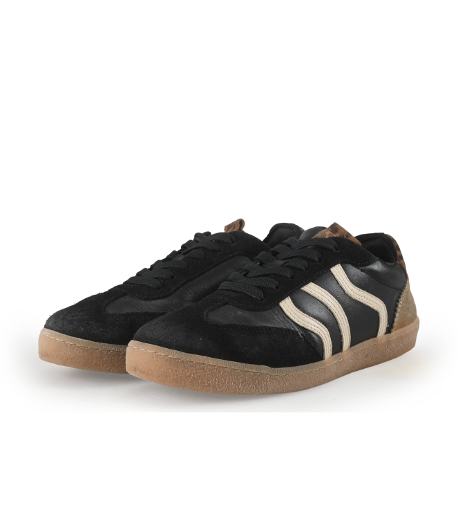 No Stress Sneaker