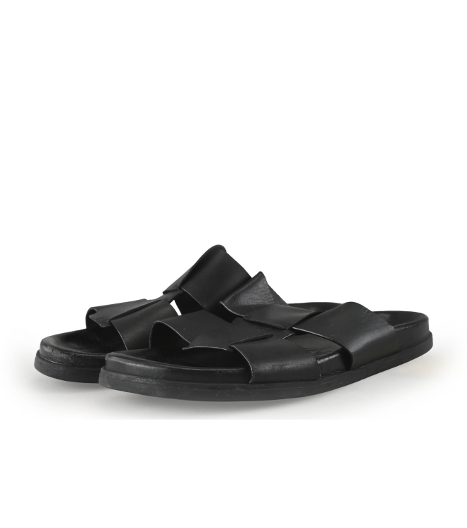 Manfield Flip-Flops
