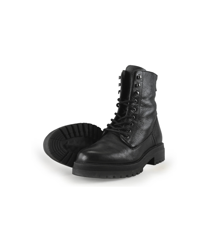 Sacha Schnürstiefel
