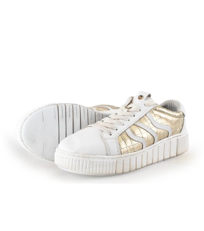 No Stress Sneaker