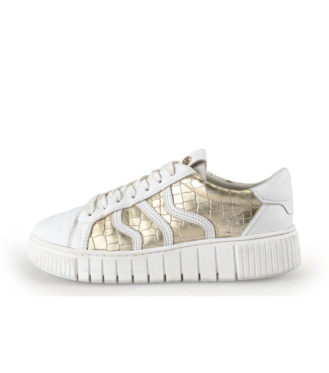 No Stress Sneaker