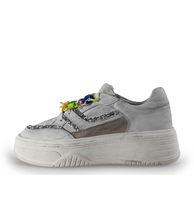 Sacha Sneaker