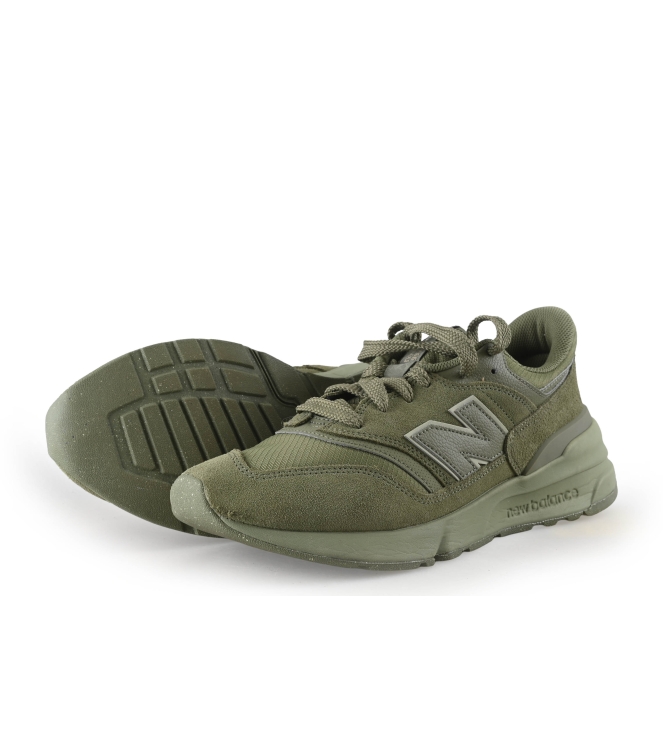 New Balance Sneaker