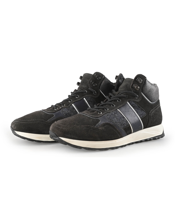 Manfield Sneaker