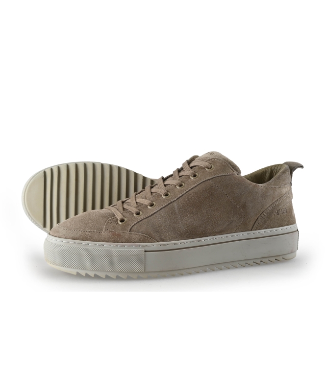 Rehab Sneaker