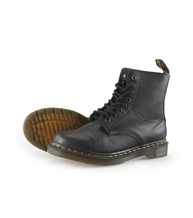 Dr. Martens Schnürstiefel
