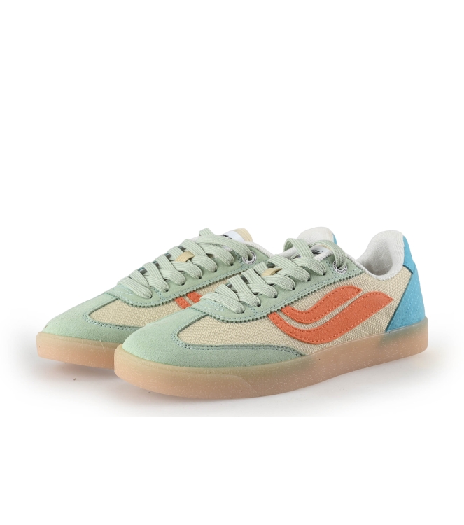 Genesis Sneaker
