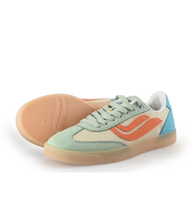 Genesis Sneaker