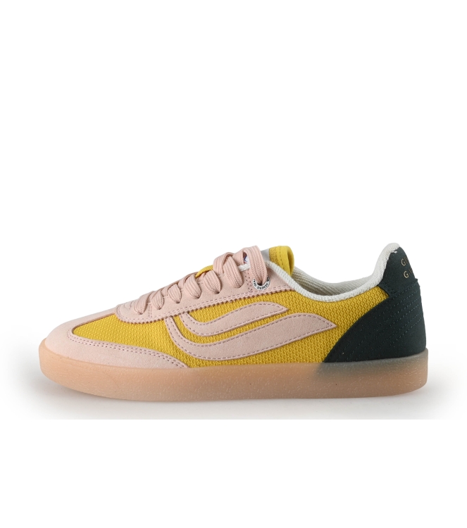 Genesis Sneaker