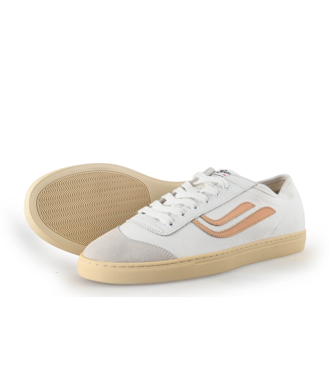 Genesis Sneaker