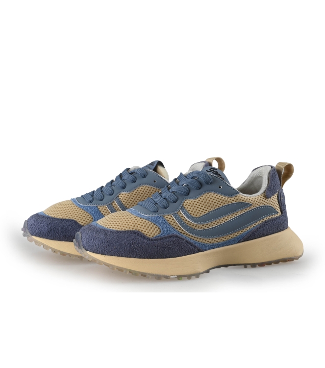 Genesis Sneaker