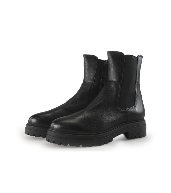 Nelson Chelsea boots