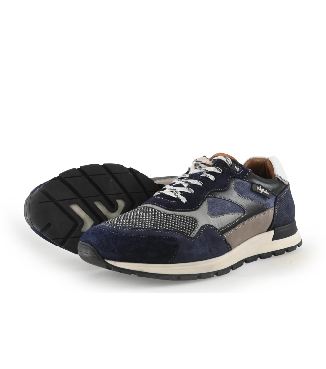 Australian Sneaker