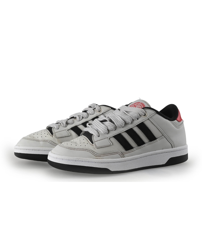 Adidas Sneaker