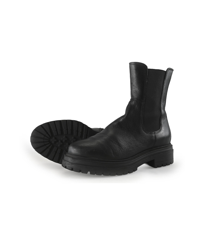 Nelson Chelsea boots