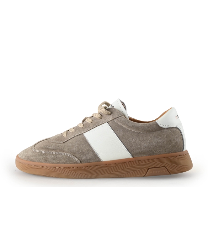 Rehab Sneaker