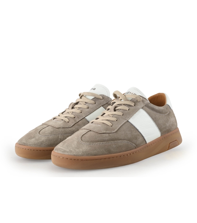 Rehab Sneaker