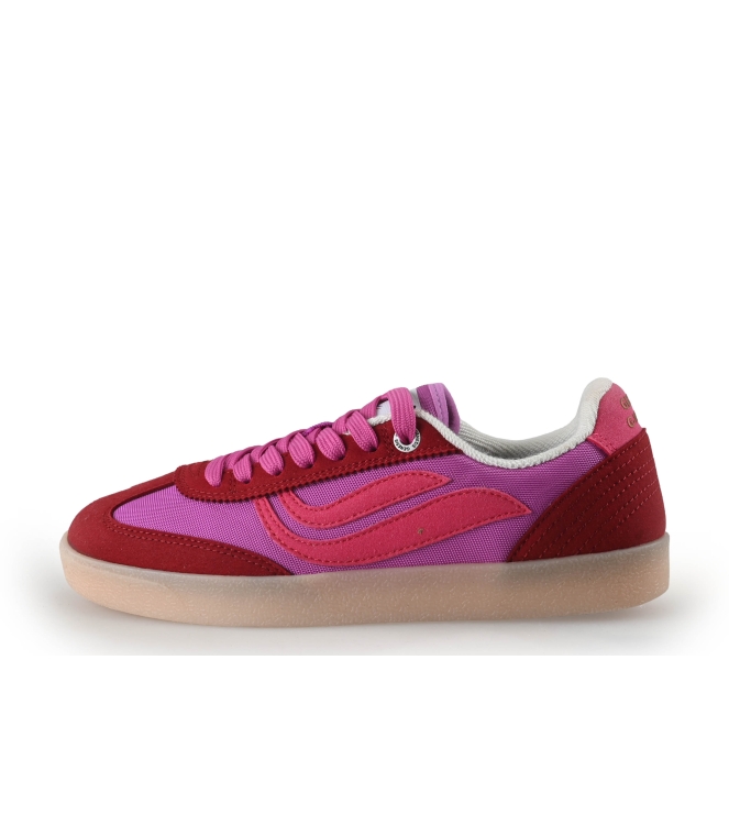 Genesis Sneaker