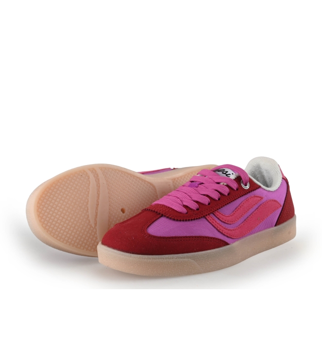 Genesis Sneaker