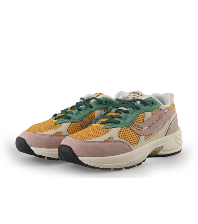 Genesis Sneaker