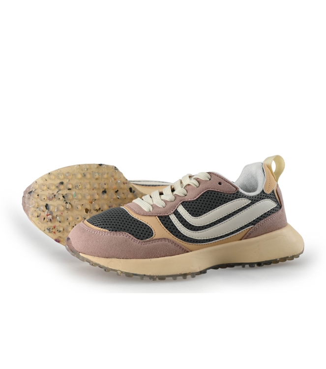 Genesis Sneaker