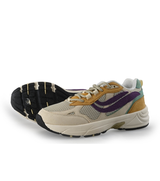 Genesis Sneaker