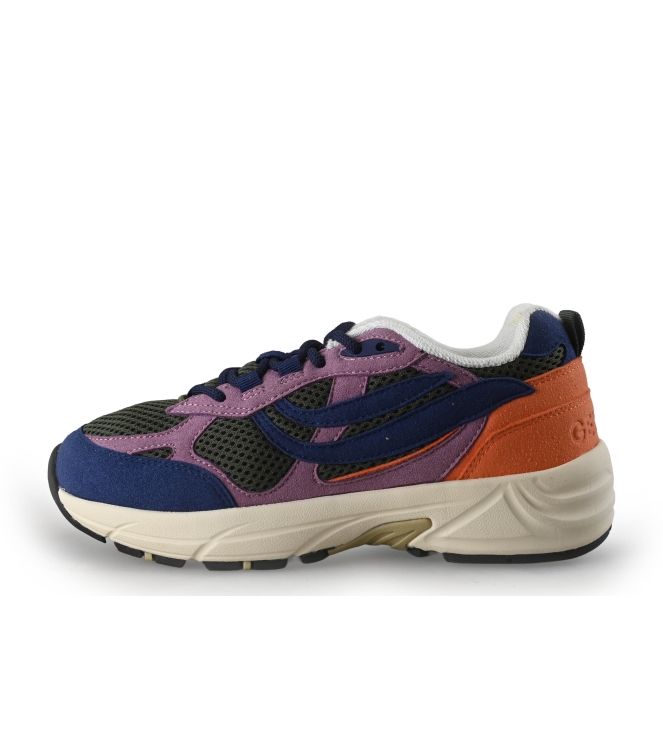 Genesis Sneaker