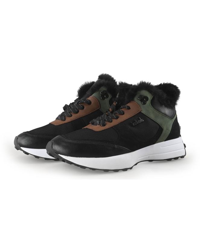 Strada Sneaker