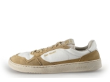 Ohne Sneaker