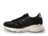 Red-Rag Sneaker
