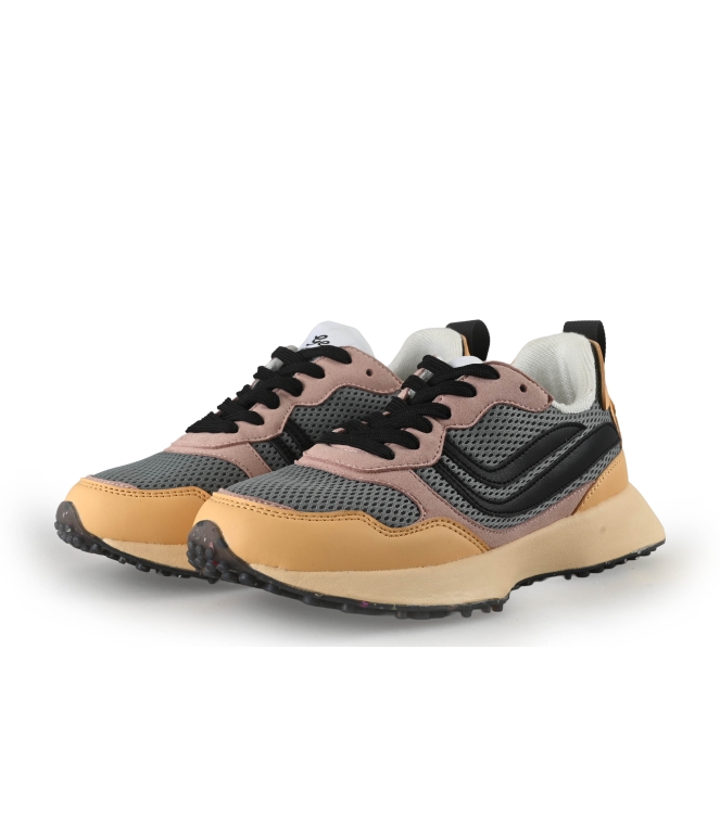 Genesis Sneaker
