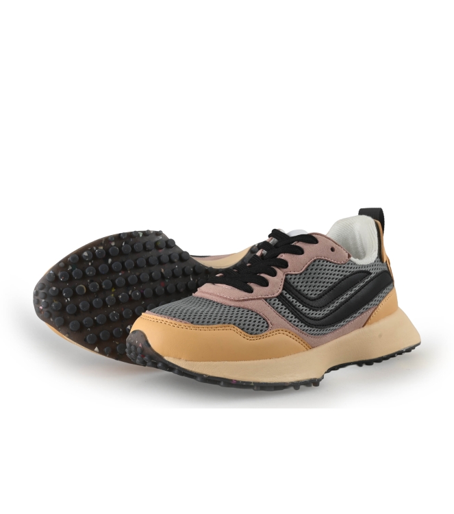 Genesis Sneaker