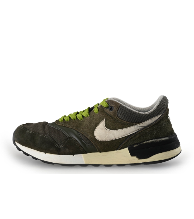 Nike Sneaker