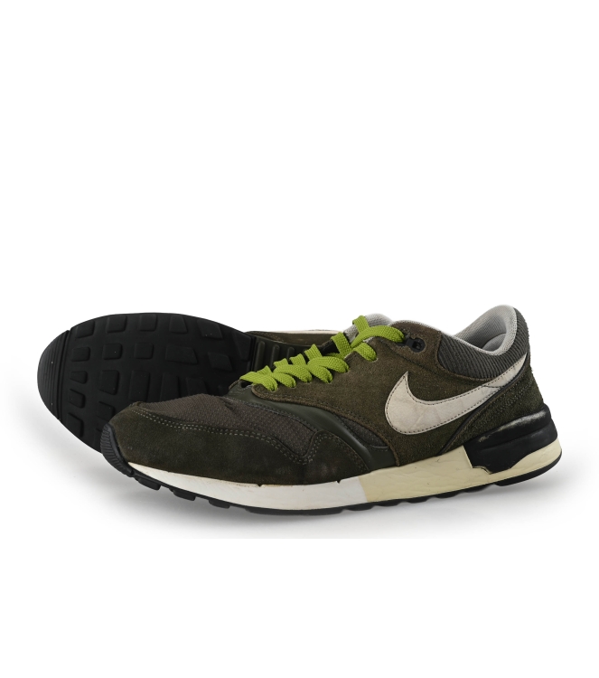 Nike Sneaker