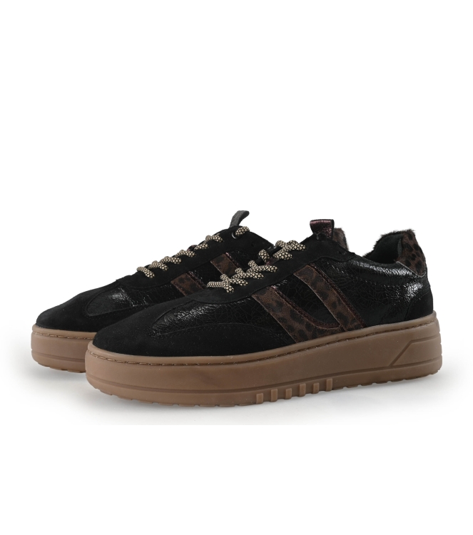 Sub55 Sneaker