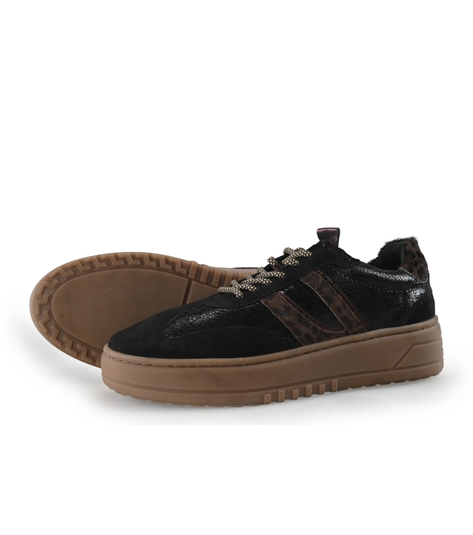 Sub55 Sneaker