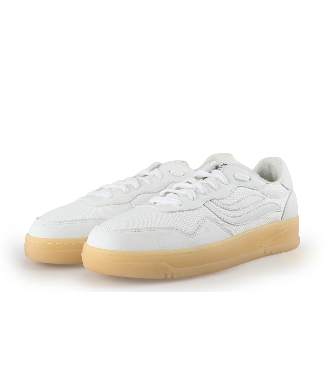 Genesis Sneaker