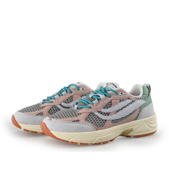 Genesis Sneaker