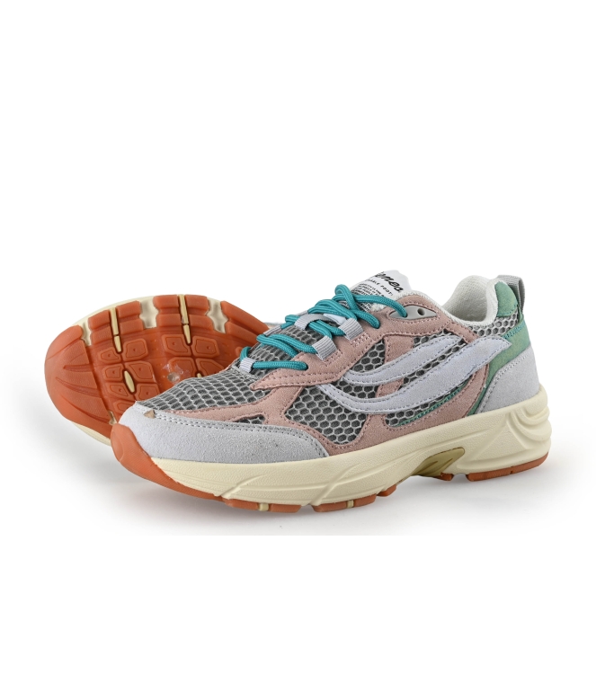 Genesis Sneaker