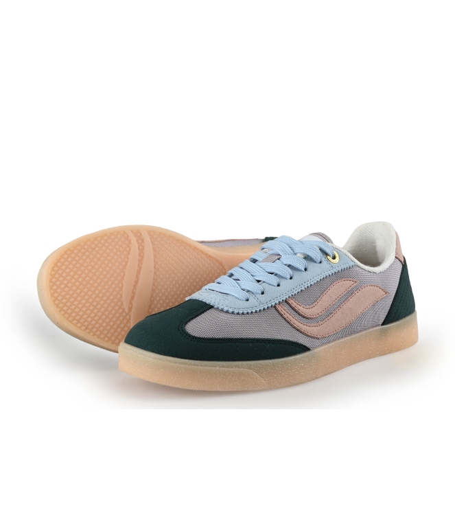 Genesis Sneaker