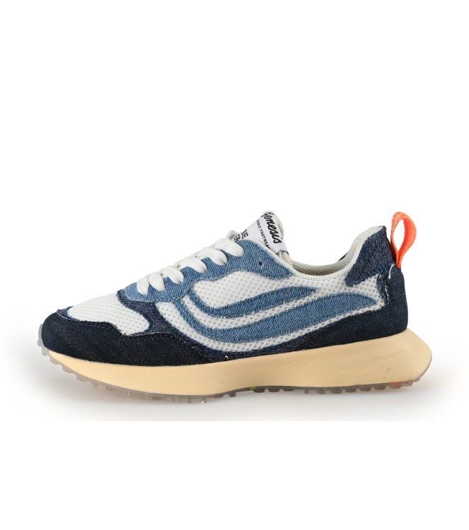 Genesis Sneaker