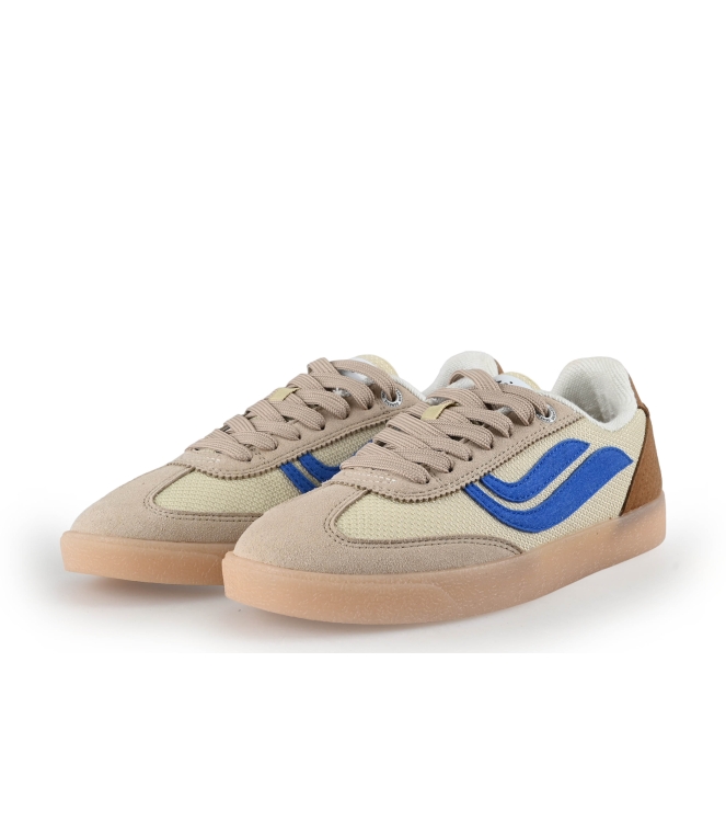 Genesis Sneaker