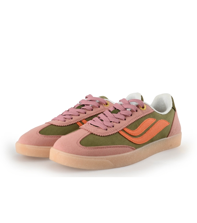 Genesis Sneaker