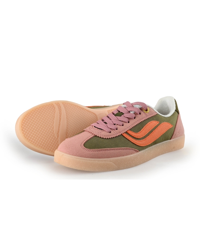 Genesis Sneaker