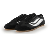 Genesis Sneaker