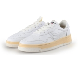 Genesis Sneaker