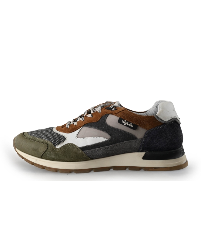Australian Sneaker