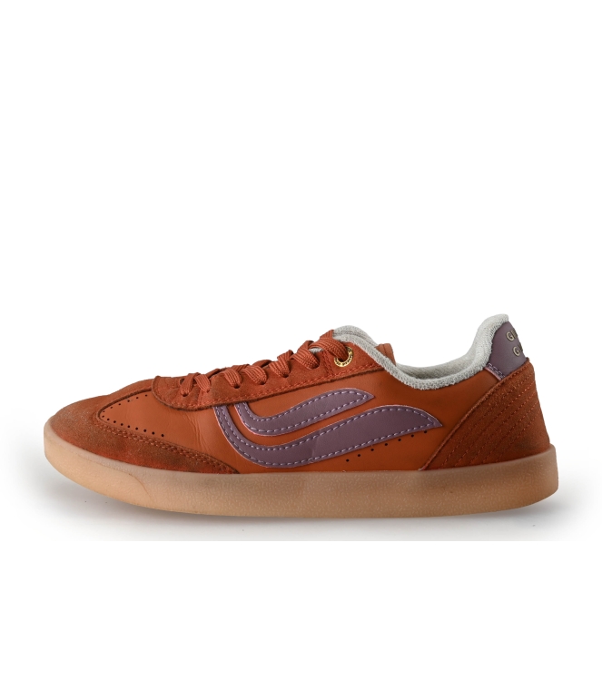 Genesis Sneaker