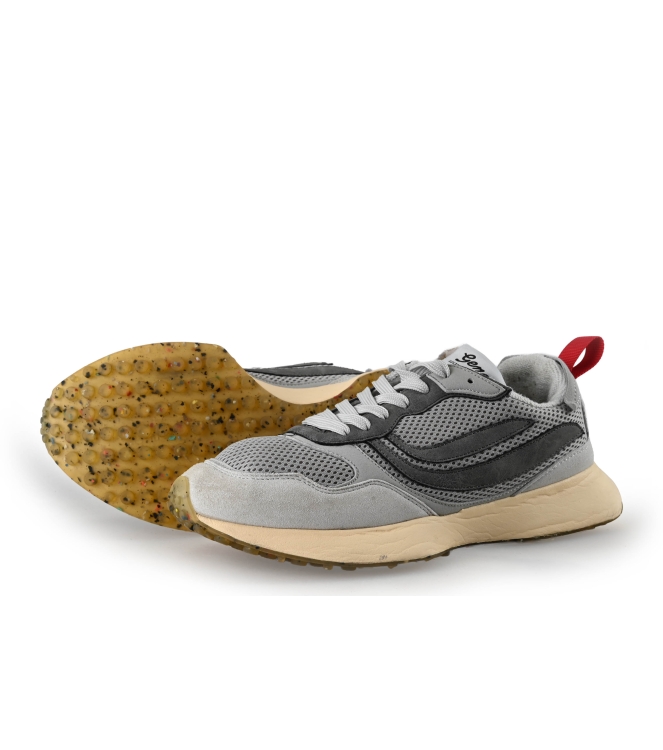 Genesis Sneaker